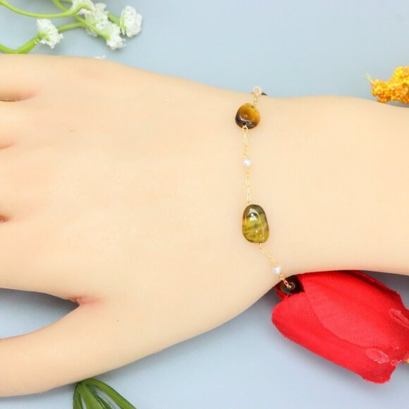 "Elegant & Trendy Bracelet, A Perfect Gift for Women, Thoughtful, EVCH1251 - Picture 7 of 12